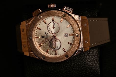 does hublot have resale value|Hublot fsot price.